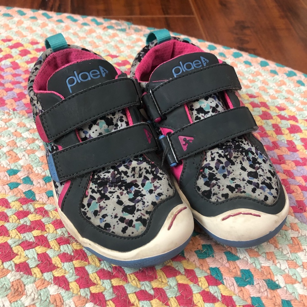 PLAE Sneakers